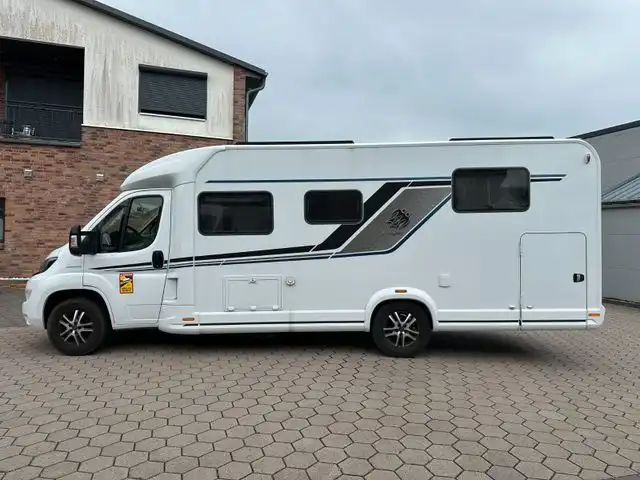 KNAUS Sky TI 700 MEG Platinum Selection
